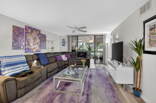 7254 Clunie Place 15002, Delray Beach, FL 33446