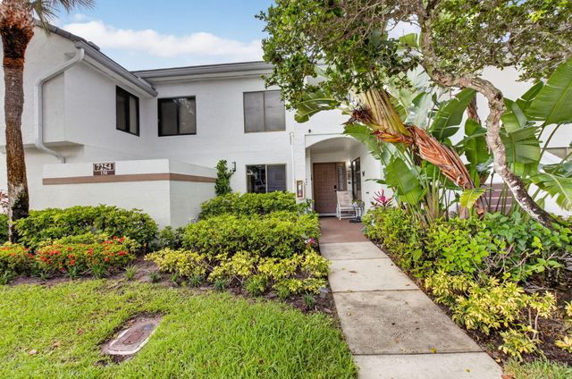 7254 Clunie Place 15002, Delray Beach, FL 33446