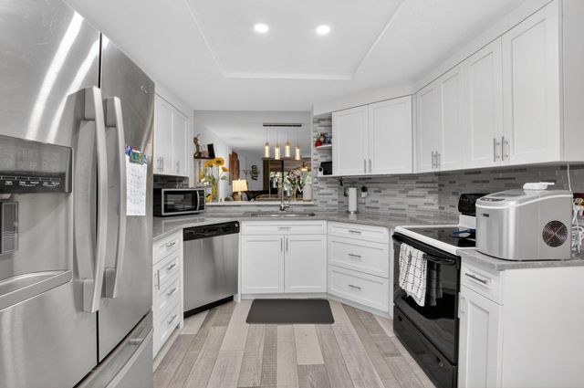 7254 Clunie Place 15002, Delray Beach, FL 33446
