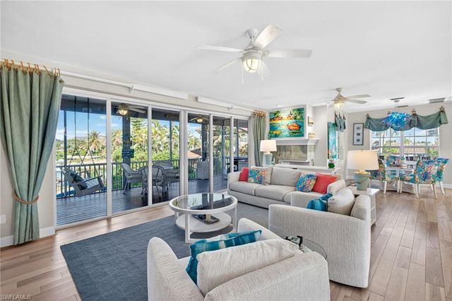 1141 Paper Fig CT, Sanibel, FL 33957