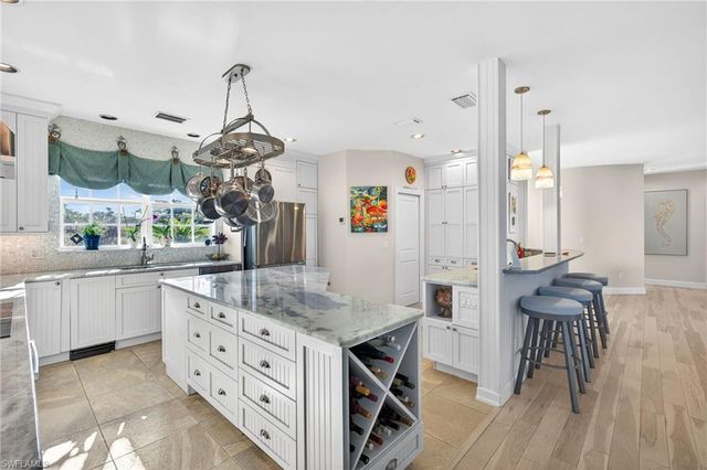 1141 Paper Fig CT, Sanibel, FL 33957