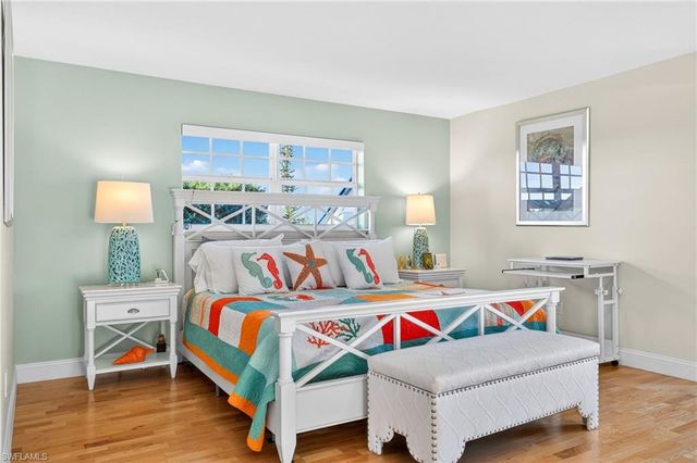 1141 Paper Fig CT, Sanibel, FL 33957