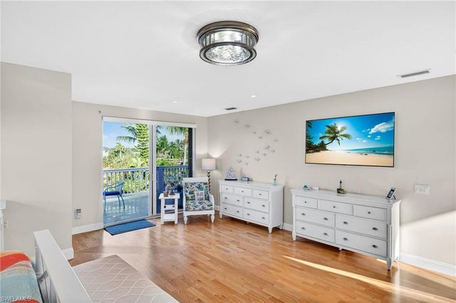 1141 Paper Fig CT, Sanibel, FL 33957