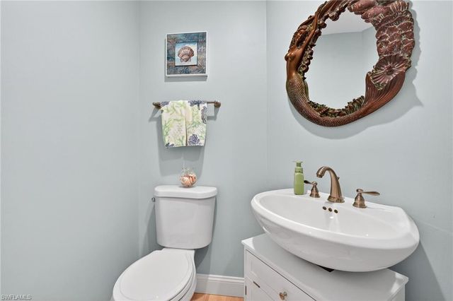 1141 Paper Fig CT, Sanibel, FL 33957