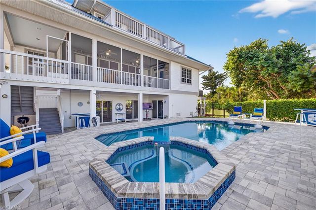 1141 Paper Fig CT, Sanibel, FL 33957