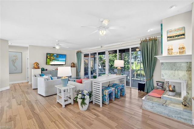 1141 Paper Fig CT, Sanibel, FL 33957