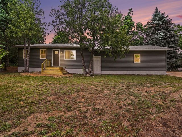 2209 E Madison Road, Hart, MI 49420