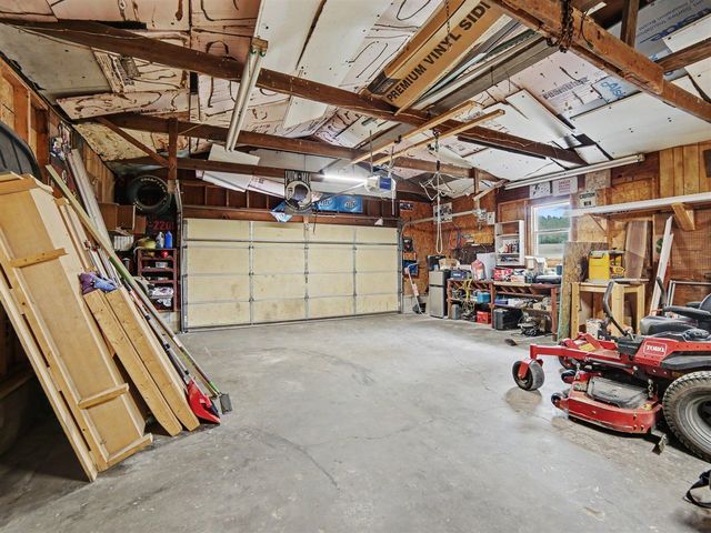 2209 E Madison Road, Hart, MI 49420