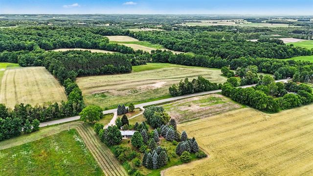 2209 E Madison Road, Hart, MI 49420