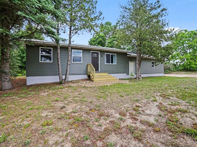 2209 E Madison Road, Hart, MI 49420