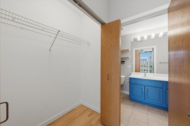1610 W Fullerton Avenue 403, Chicago, IL 60614