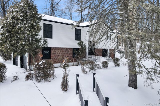 2 Chapel Court, Orangeburg, NY 10962