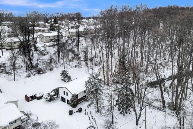 2 Chapel Court, Orangeburg, NY 10962