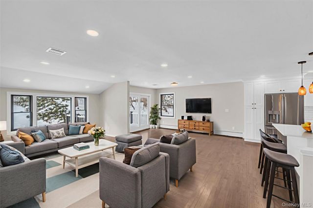 2 Chapel Court, Orangeburg, NY 10962