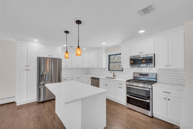 2 Chapel Court, Orangeburg, NY 10962