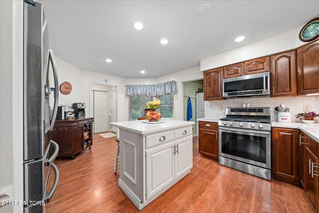 138 Baltusrol Rd, Crossville, TN 38558