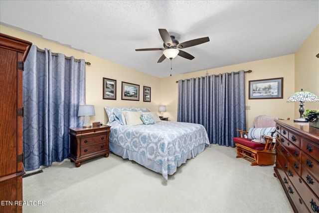 138 Baltusrol Rd, Crossville, TN 38558