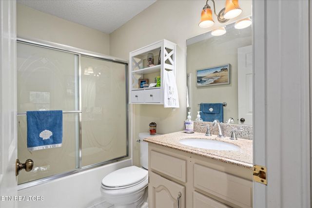 138 Baltusrol Rd, Crossville, TN 38558