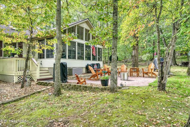 138 Baltusrol Rd, Crossville, TN 38558