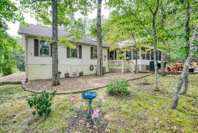 138 Baltusrol Rd, Crossville, TN 38558