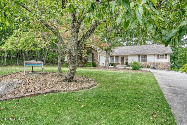 138 Baltusrol Rd, Crossville, TN 38558