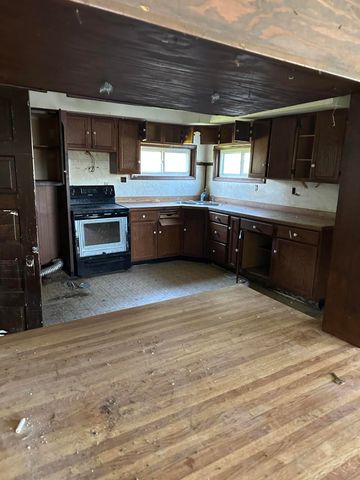 206 S 56th Avenue, Benona Twp, MI 49436