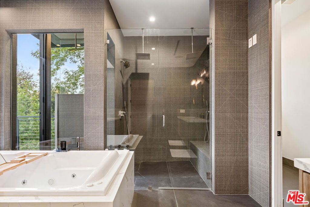 Image 50 of property listing at 3712 Broadlawn Drive, Los Angeles, CA 90068