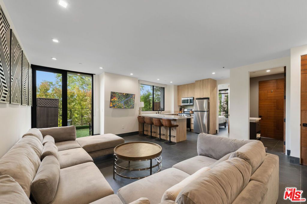 Image 59 of property listing at 3712 Broadlawn Drive, Los Angeles, CA 90068