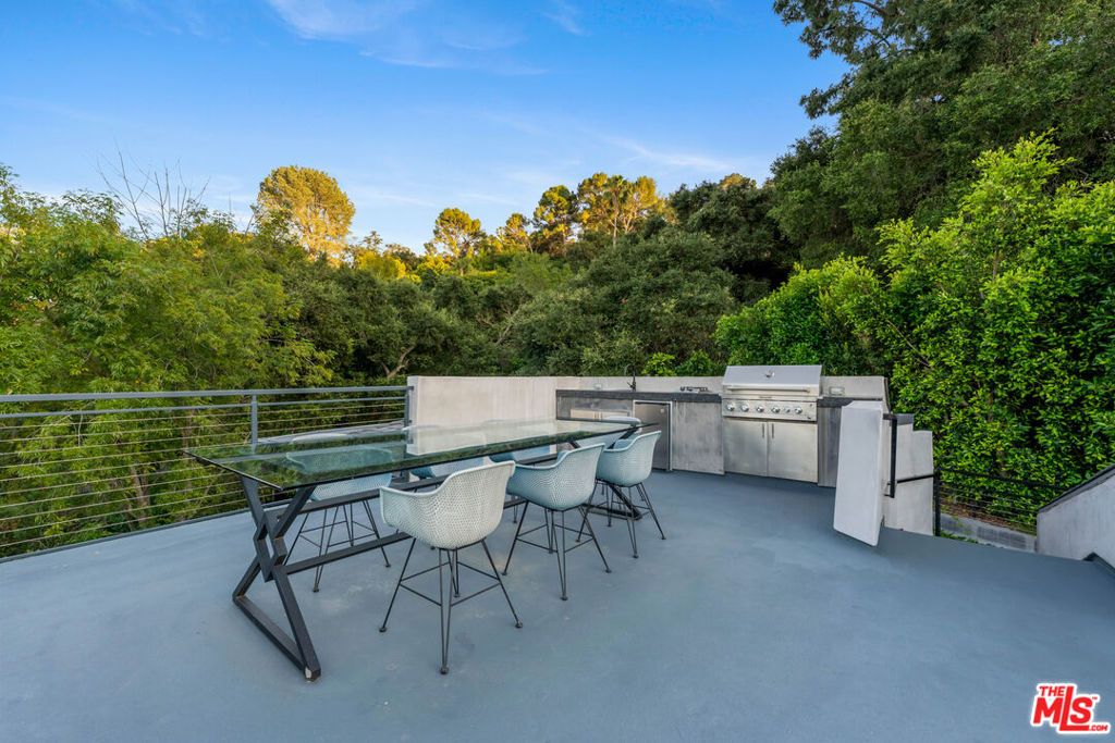 Image 66 of property listing at 3712 Broadlawn Drive, Los Angeles, CA 90068