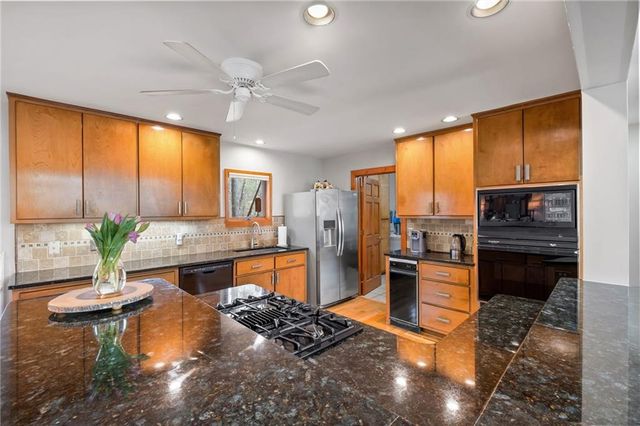 144 Indian Beach Trail, Jasper, GA 30143