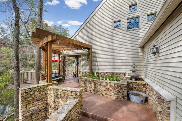 144 Indian Beach Trail, Jasper, GA 30143