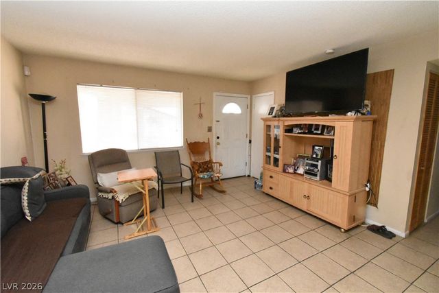 417 Duke Avenue, North Las Vegas, NV 89030