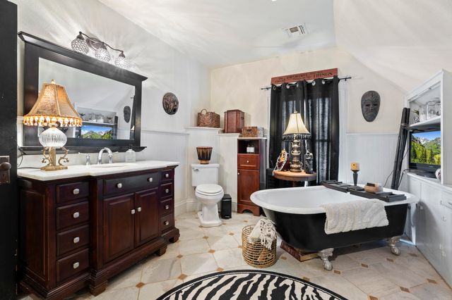 247 S Smith Street, Vinita, OK 74301