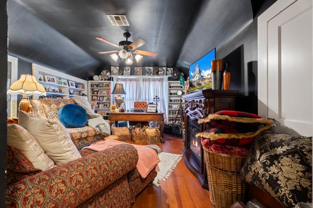 247 S Smith Street, Vinita, OK 74301