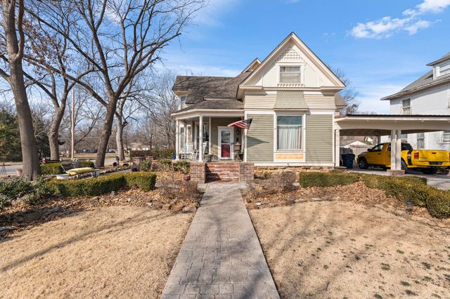 247 S Smith Street, Vinita, OK 74301