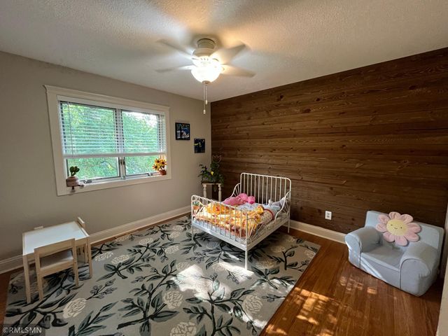 4735 Burr Oak Street, Eagan, MN 55122