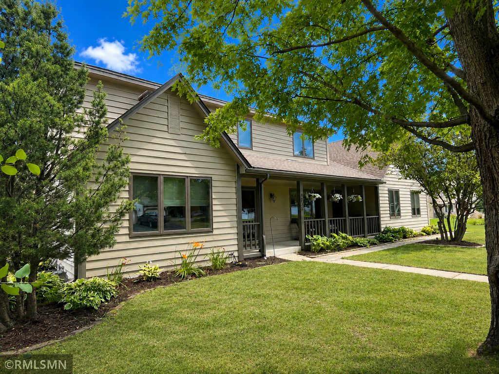 4735 Burr Oak Street, Eagan, MN 55122