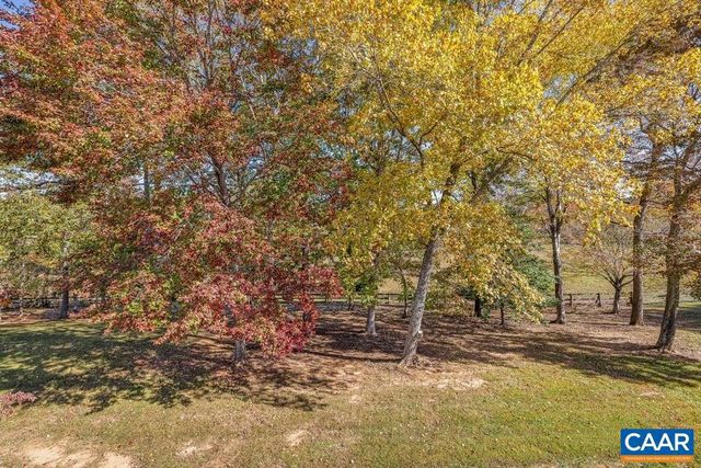 79 HIDDEN VALLEY CT, Palmyra, VA 22963