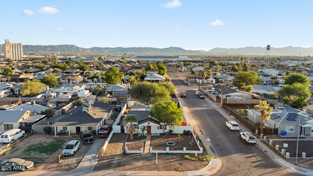 2547 W ADAMS Street, Phoenix, AZ 85009