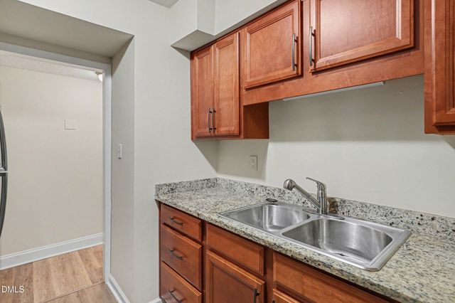 7010 Longstreet Drive C, Raleigh, NC 27615