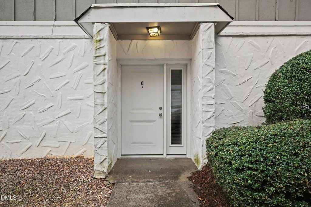 7010 Longstreet Drive C, Raleigh, NC 27615