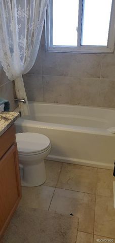 8120 S Jay Drive, Littleton, CO 80128