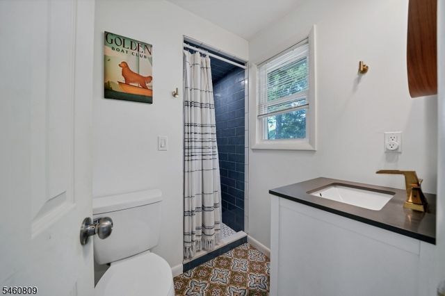 113 Carol Dr, Hackettstown Town, NJ 07840