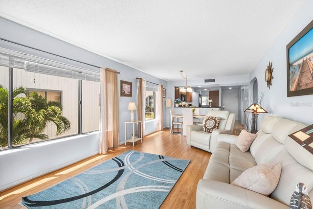 819 BAHIA DEL SOL DRIVE A, Ruskin, FL 33570