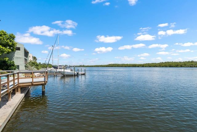819 BAHIA DEL SOL DRIVE A, Ruskin, FL 33570