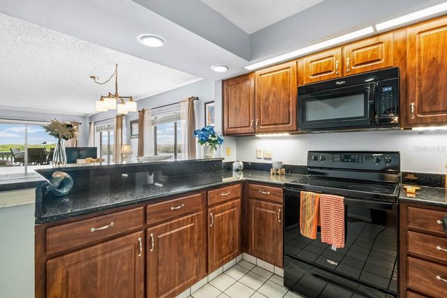 819 BAHIA DEL SOL DRIVE A, Ruskin, FL 33570