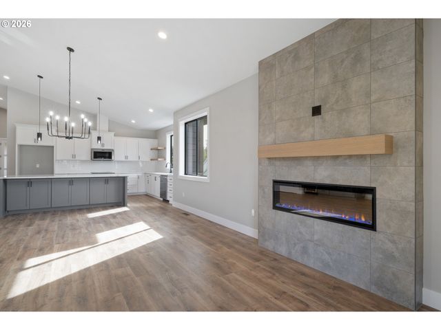 551 MEADOWS Dr, Manzanita, OR 97130