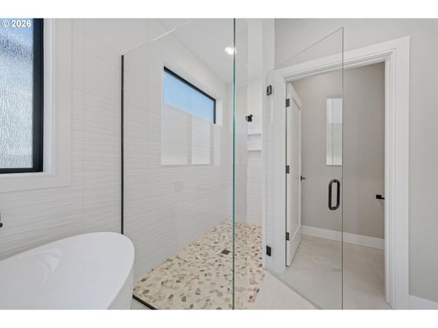 551 MEADOWS Dr, Manzanita, OR 97130