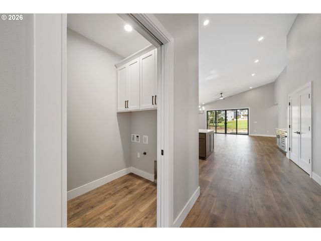 551 MEADOWS Dr, Manzanita, OR 97130
