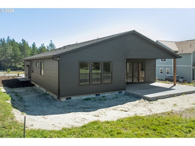 551 MEADOWS Dr, Manzanita, OR 97130